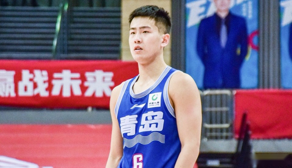 哈登以两次